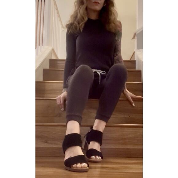 TOMS Majorca Cutout Black Heeled Sandal Suede Block Wood Heel Peeptoe Women’s 8 - Picture 1 of 13